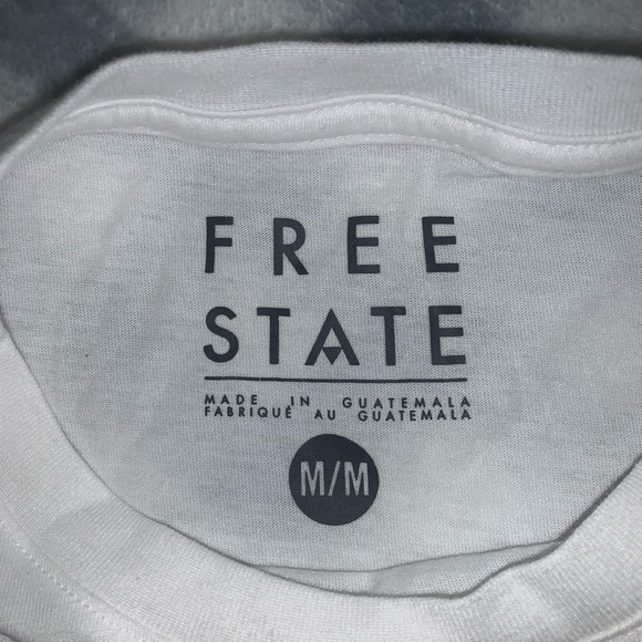 Aeropostale Graphic Tee - Picture 3 of 3